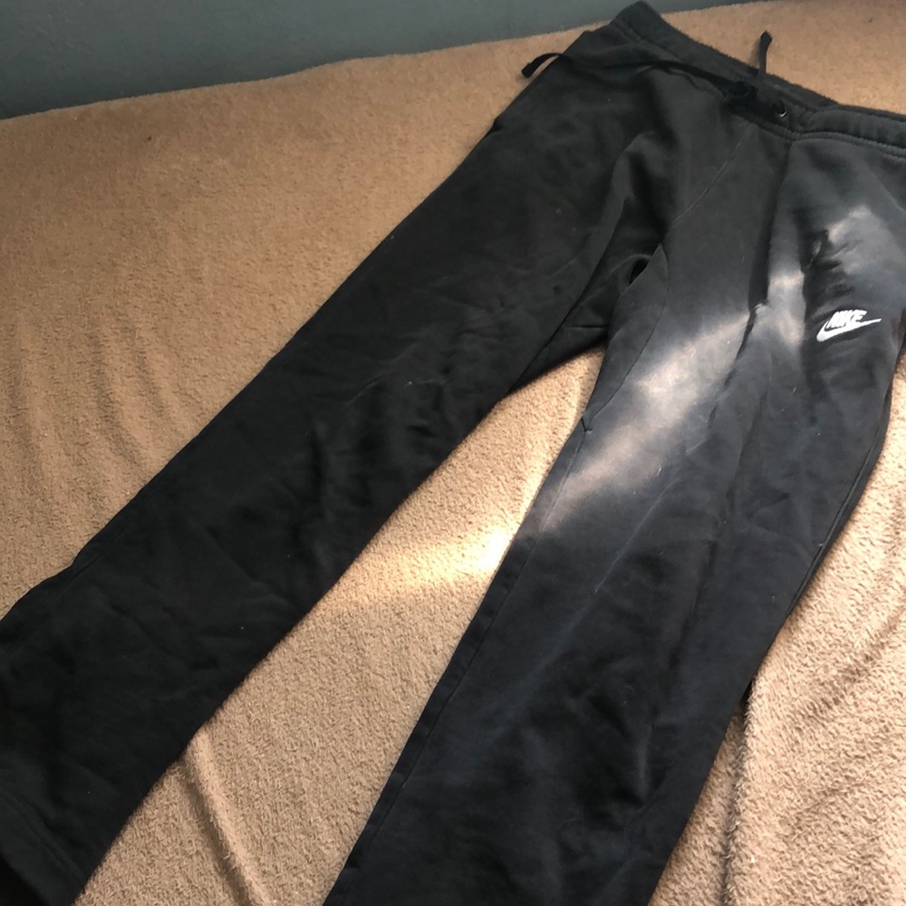 Black nike sweatpants